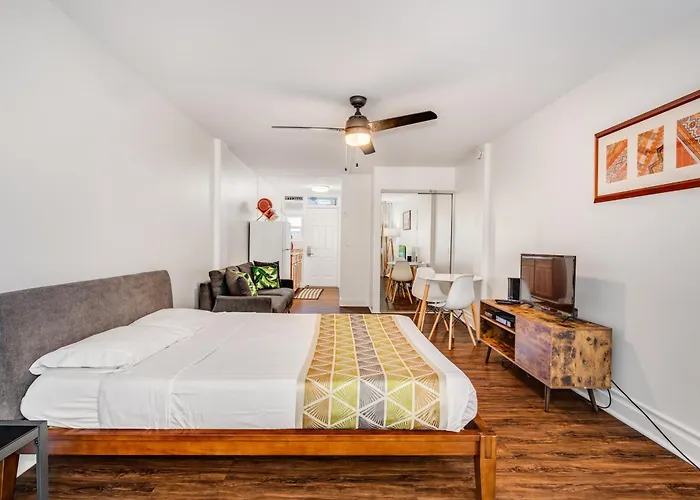 2413 Kuhio
