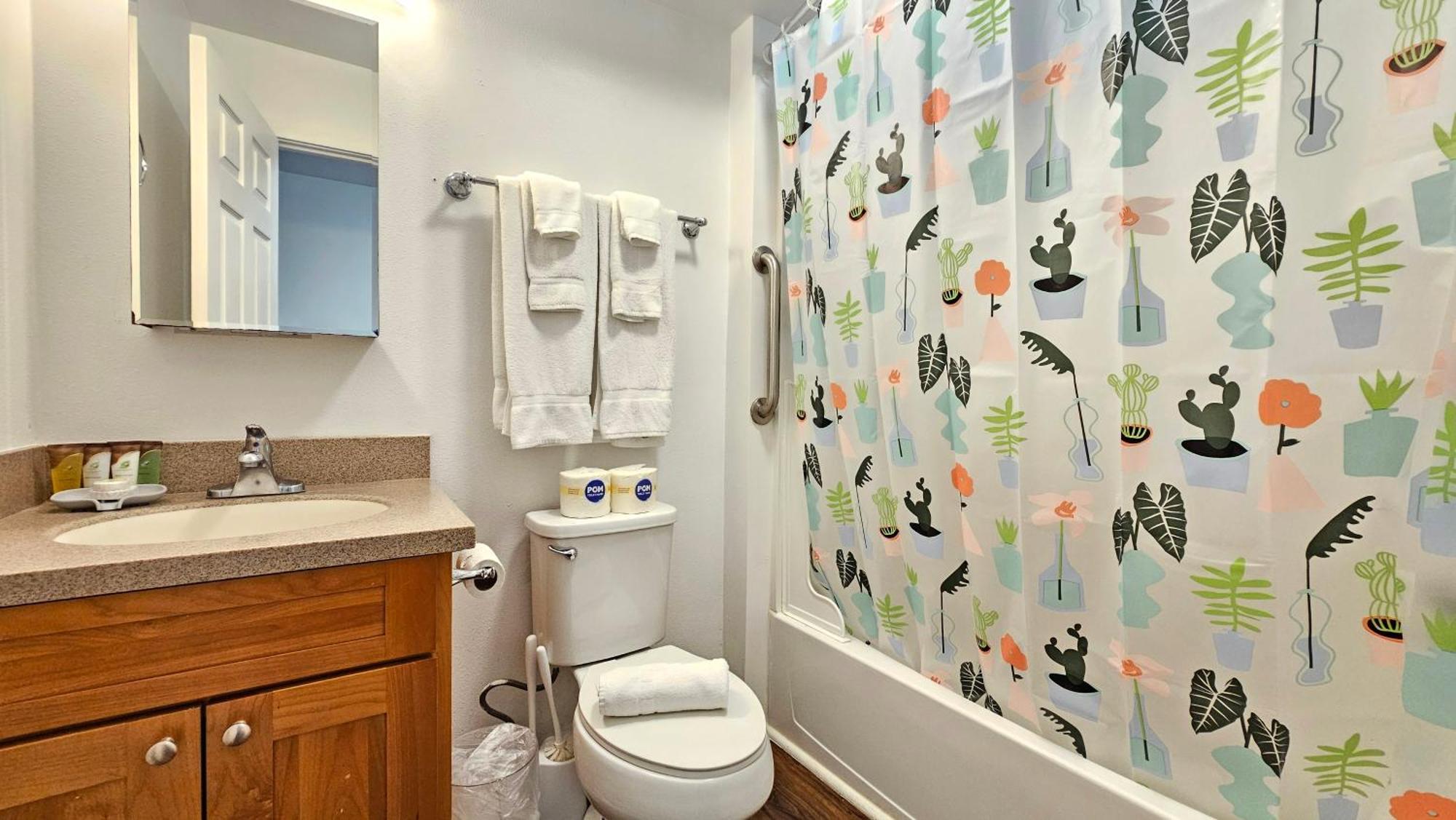 2413 Kuhio Honolulu